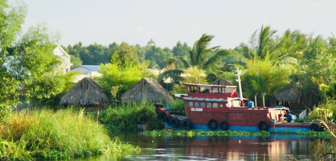 KHÔNG GIAN BÊN NGOÀI
